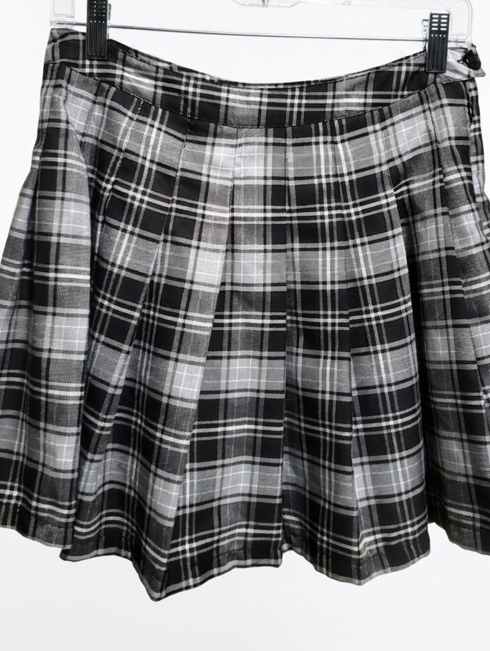 Forever 21 Black & Gray Plaid Pleated Skirt Y2K School Girl Academia Size Large